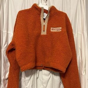 Women’s Cropped Pullover